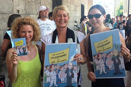 Auch Frau Geyer, Frau Moor und Frau Ke&szlig;ler (v.l.) unterst&uuml;tzen die Aktion des LPRs.