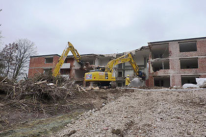 Die Abrissarbeiten haben begonnen.
