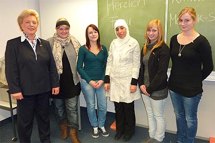 Broschenfest 26.11.2010 an der Schule f�r Gesundheitsberufe des Klinikverbunds S&uuml;dwest.