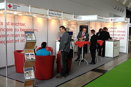 Der gemeinsame Messestand 
            der WSSRK und des DRK LV BW auf der Pflege 
            und Reha.