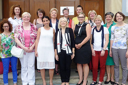 Der neugew&auml;hlte Beirat 
                mit Oberin Morlock-Schicks.