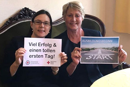 Frau Moor und Frau Ke&szlig;ler 
                w&uuml;nschen einen tollen ersten Ausbildungstag.