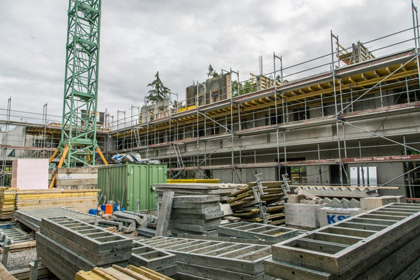 Der erste Stock ist bereits 
                in Arbeit.